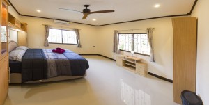 25_Thai_Villa_Rental_Pattaya_bedroom2